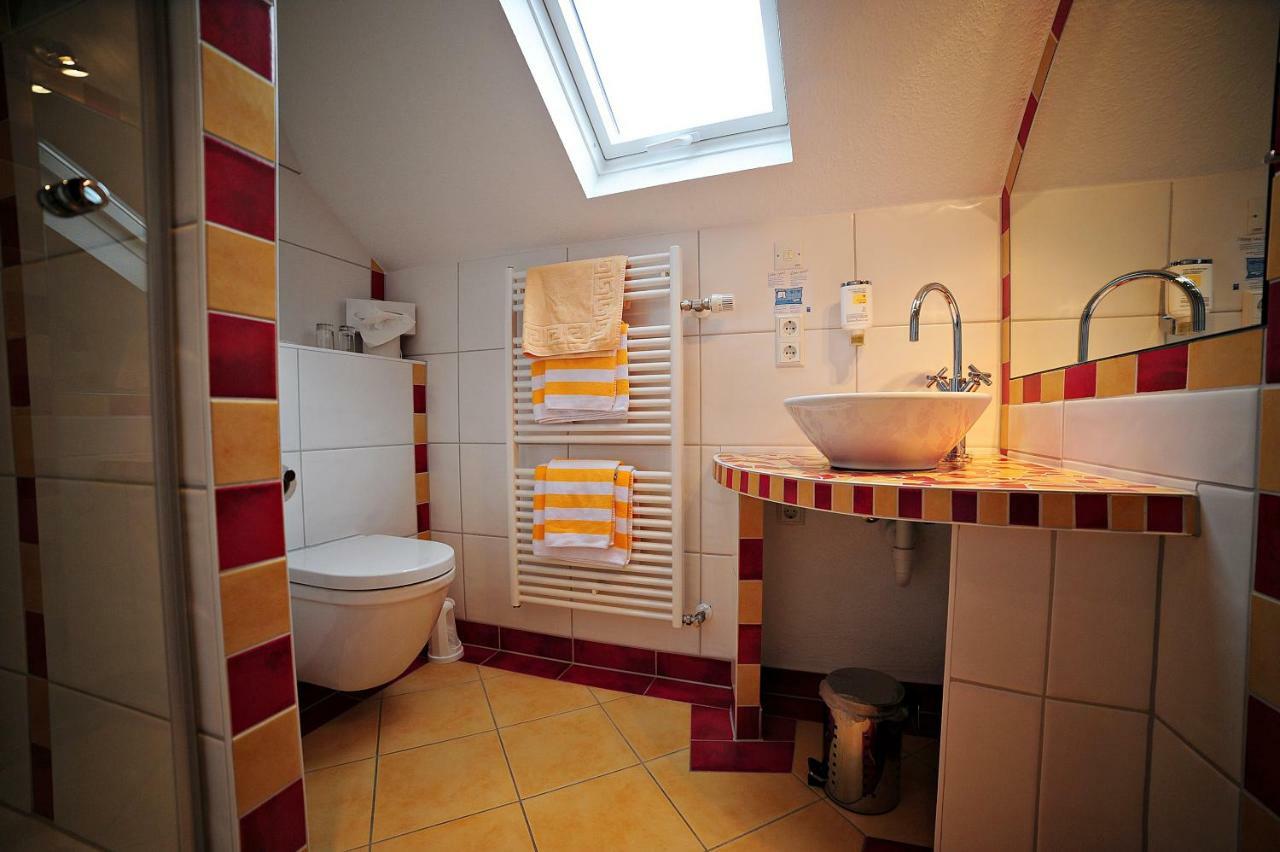 Gasthof Loewen, Heitersheim Ngoại thất bức ảnh